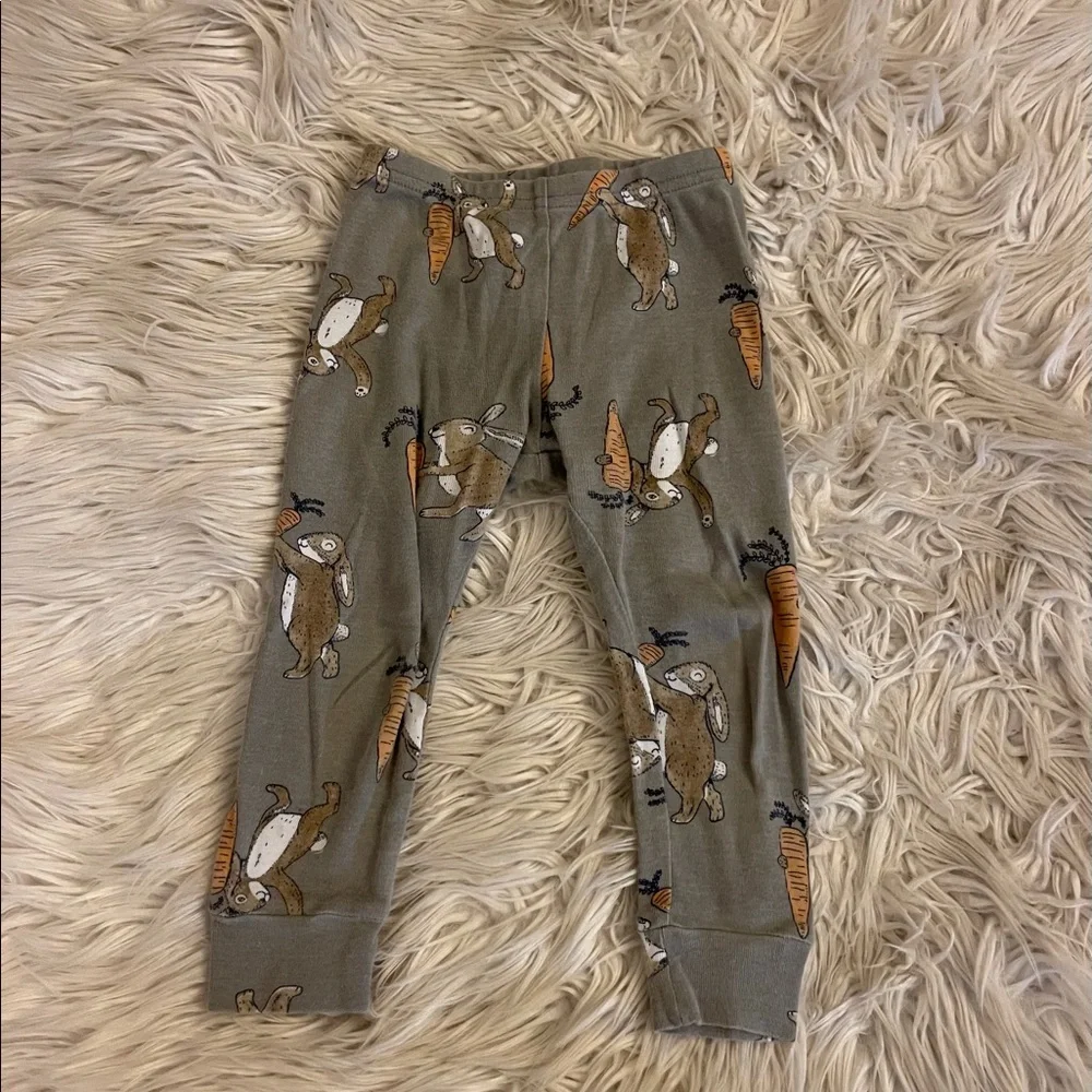 🐰 Carter’s | Bunny jammies | 2T - Picture 8 of 11